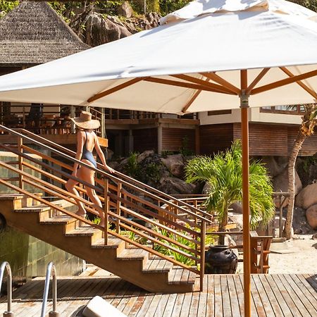 คอนสแตนซ์ เลมูเรีย รีสอร์ท Grand Anse  ภายนอก รูปภาพ The resort's swimming pool
