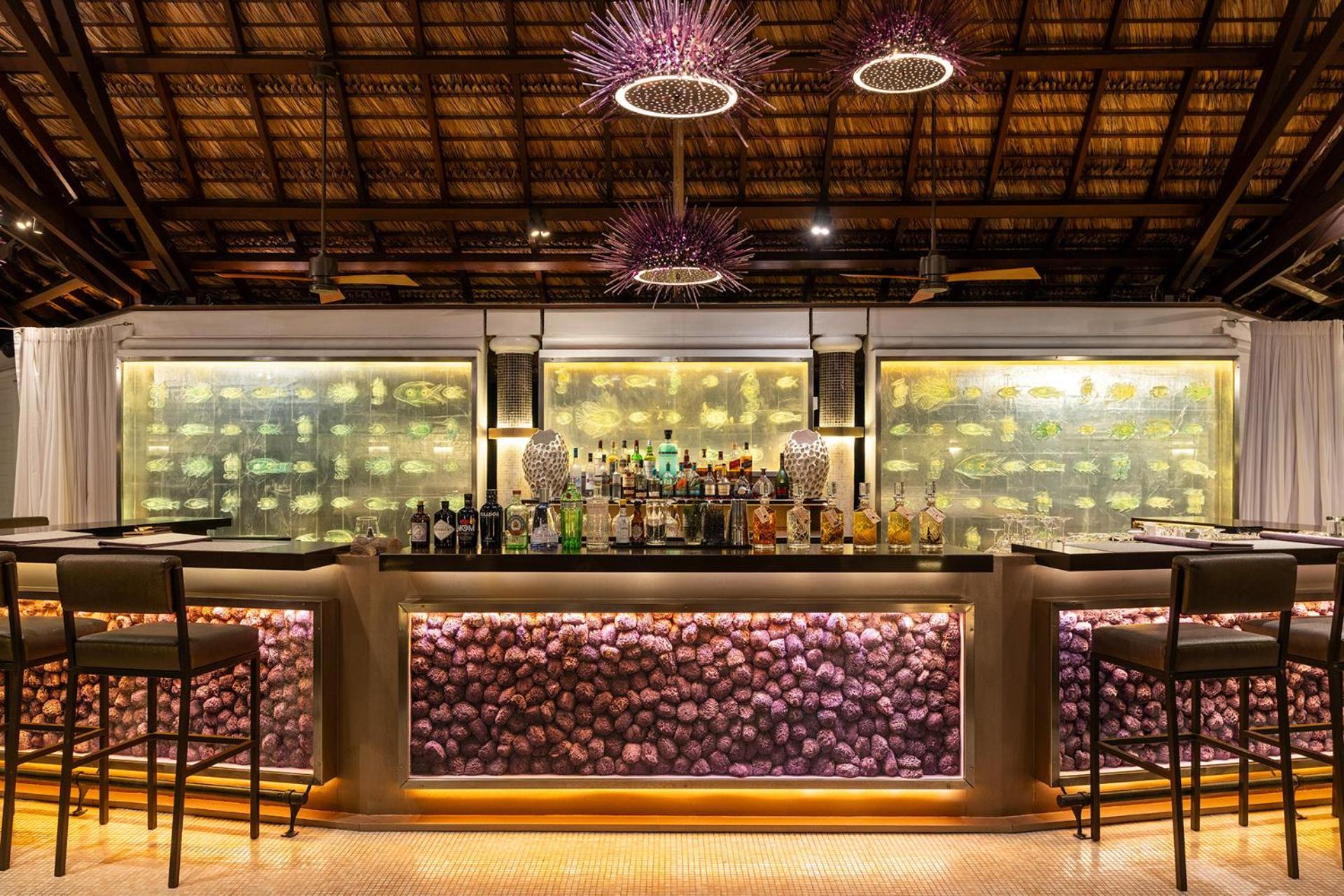 คอนสแตนซ์ เลมูเรีย รีสอร์ท Grand Anse  ภายนอก รูปภาพ The bar at the 1919